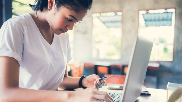 Jornada do Consumidor: como criar uma estratégia de marketing no complexo processo de compras online?