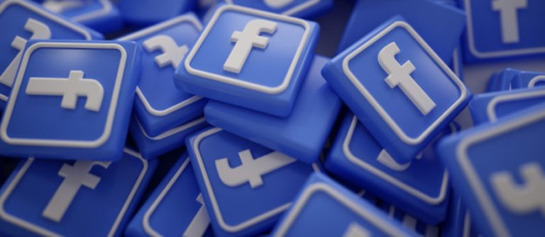 Como funcionam as estratégias de lances do Facebook